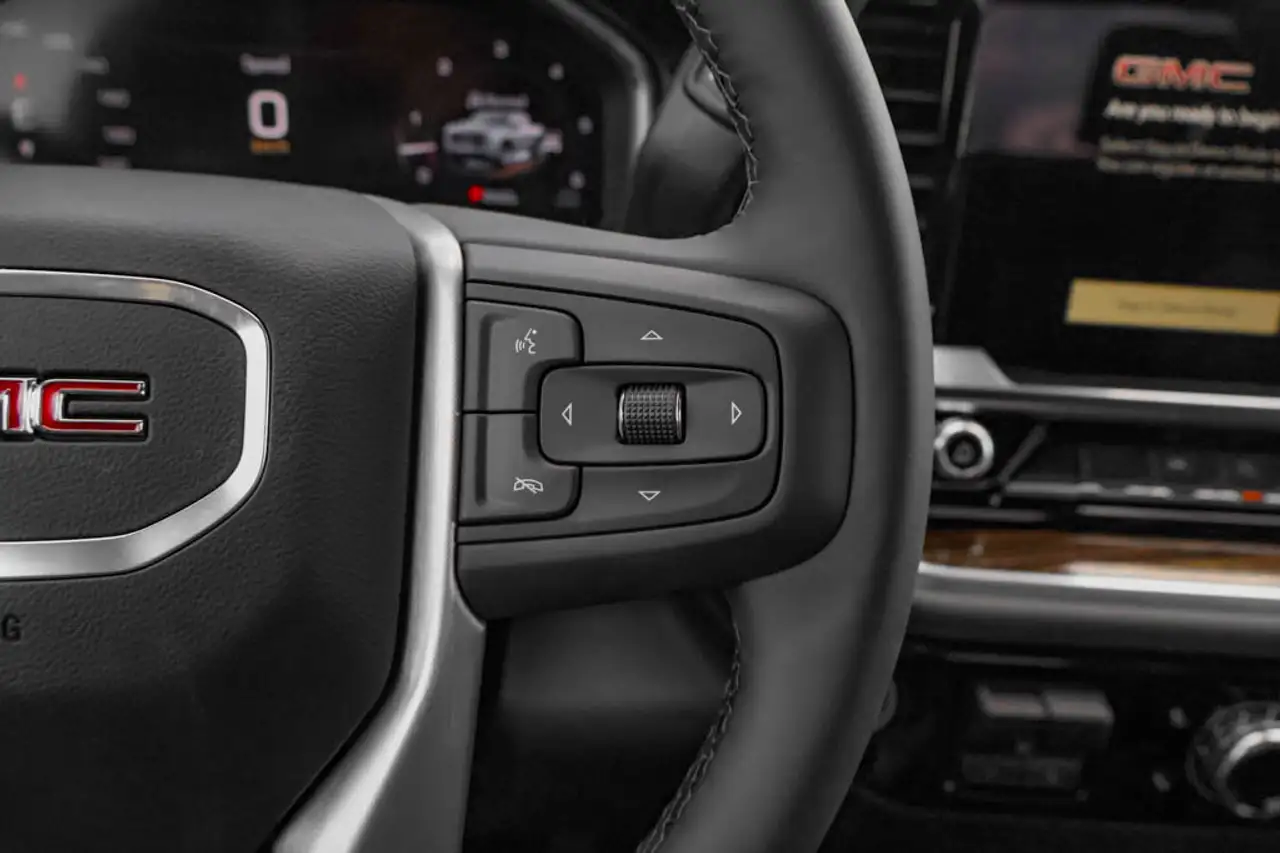 GMC Sierra 1500 снимка GMC Sierra 1500