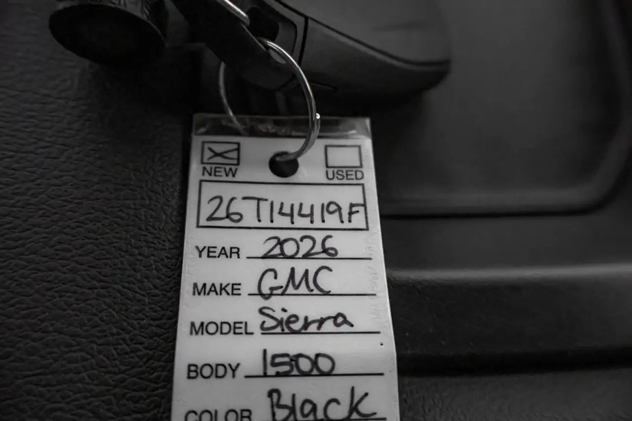 GMC Sierra 1500 снимка GMC Sierra 1500