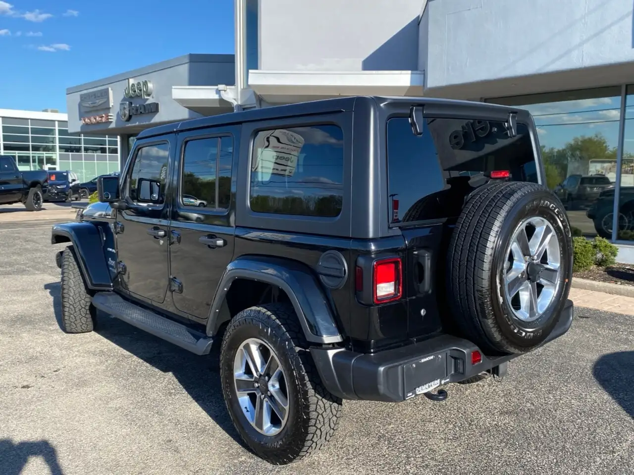 Jeep Wrangler снимка Jeep Wrangler