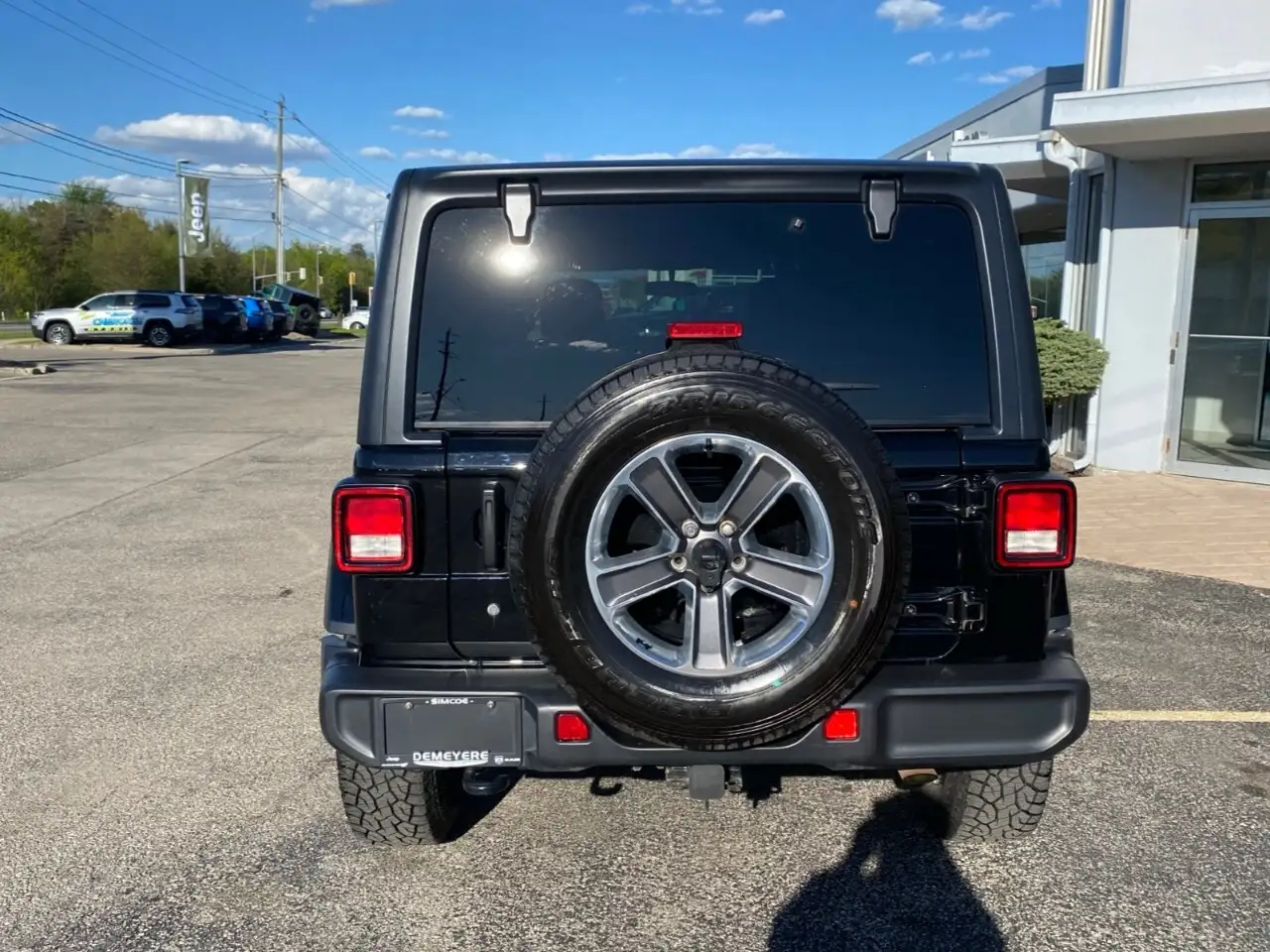Jeep Wrangler снимка Jeep Wrangler