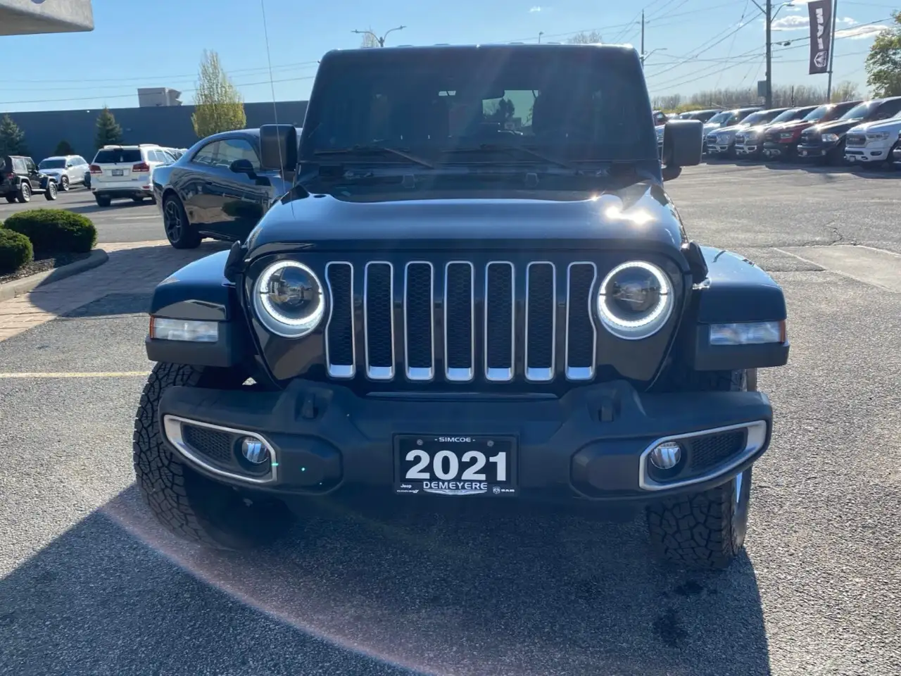 Jeep Wrangler снимка Jeep Wrangler