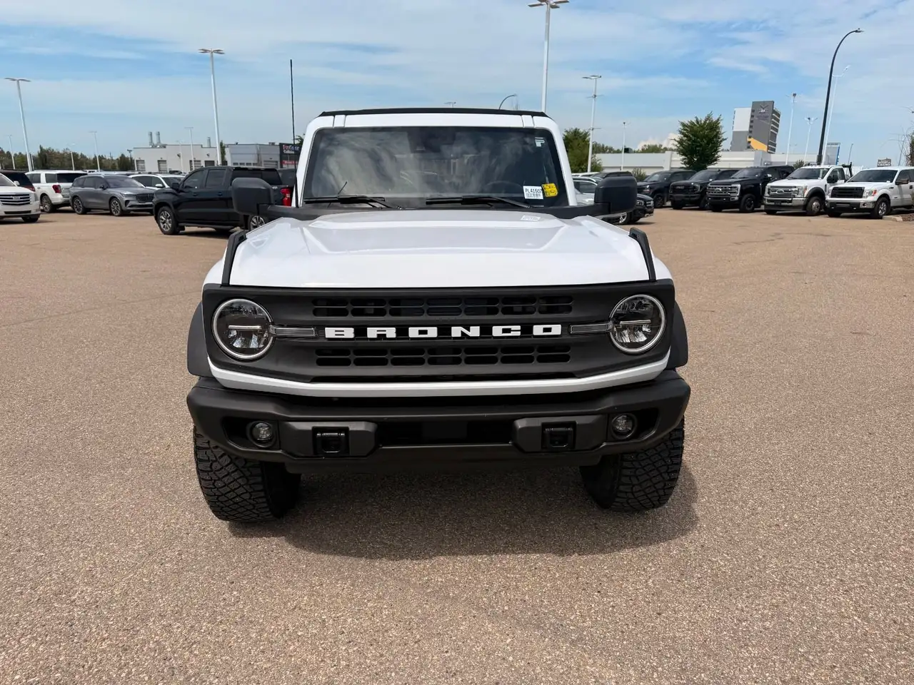 Ford Bronco photo Ford Bronco