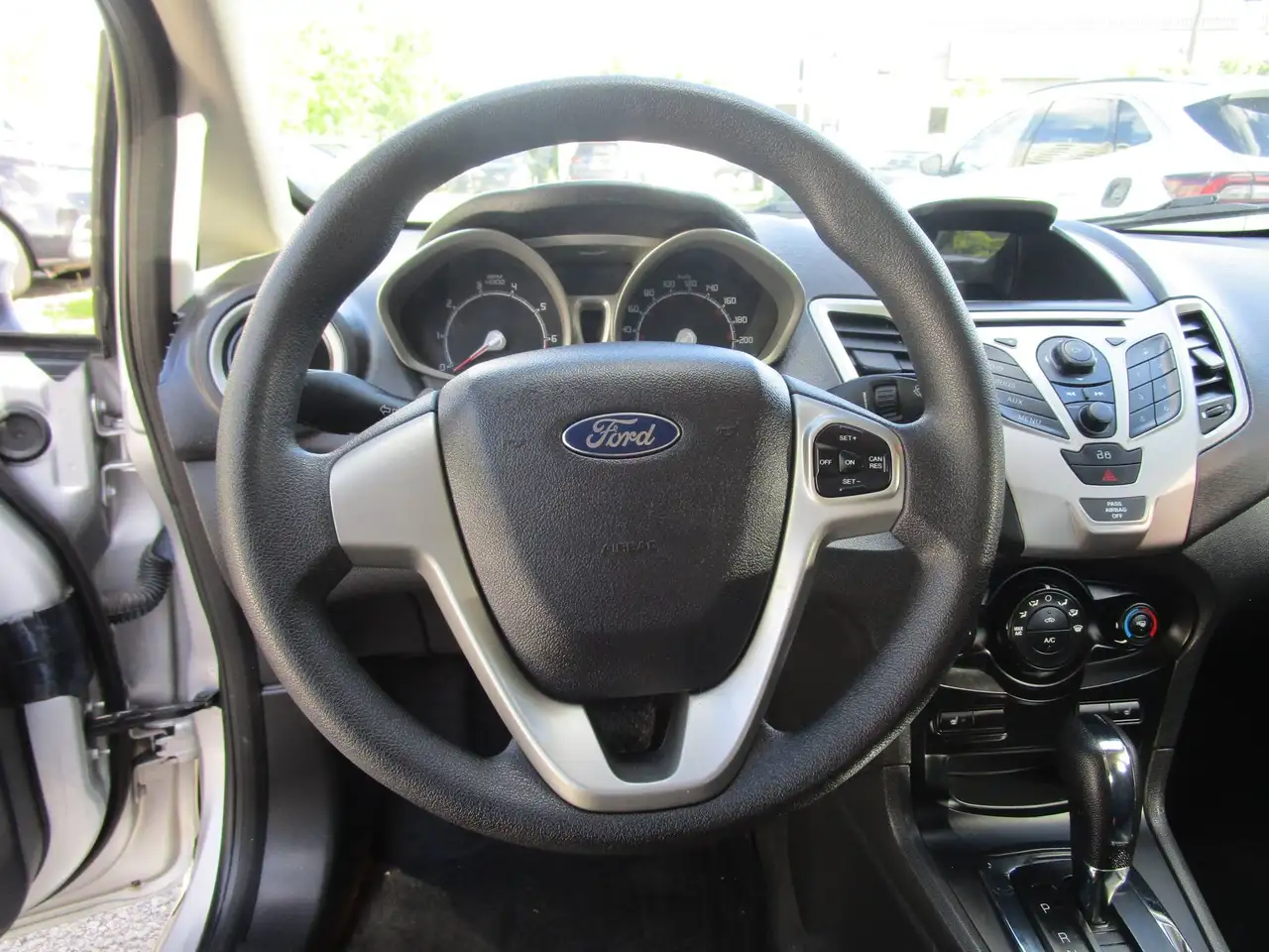 Ford Fiesta photo Ford Fiesta