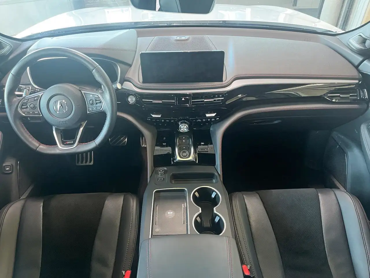 Acura MDX снимка Acura MDX