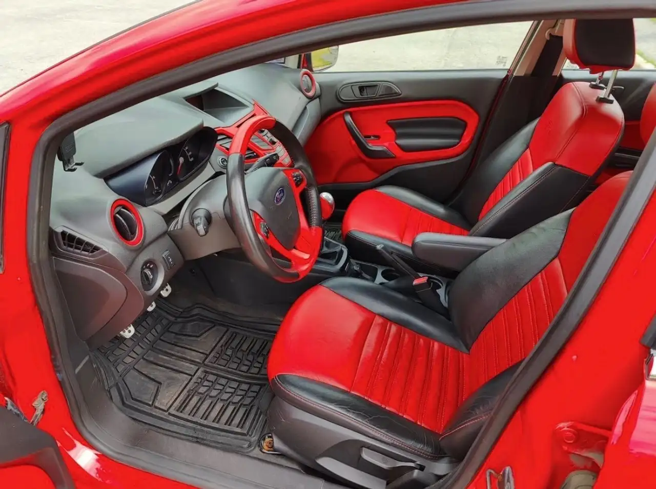 2013 Ford Fiesta