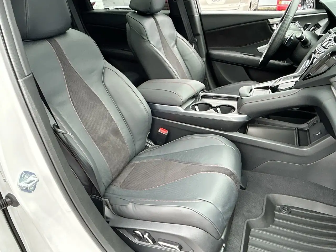 Acura RDX снимка Acura RDX