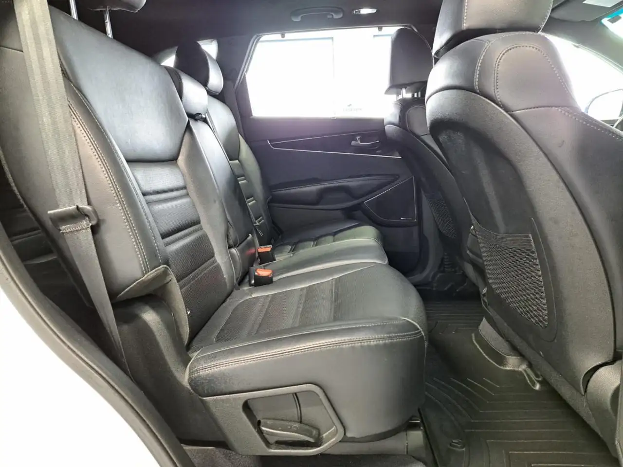 Kia Sorento снимка Kia Sorento
