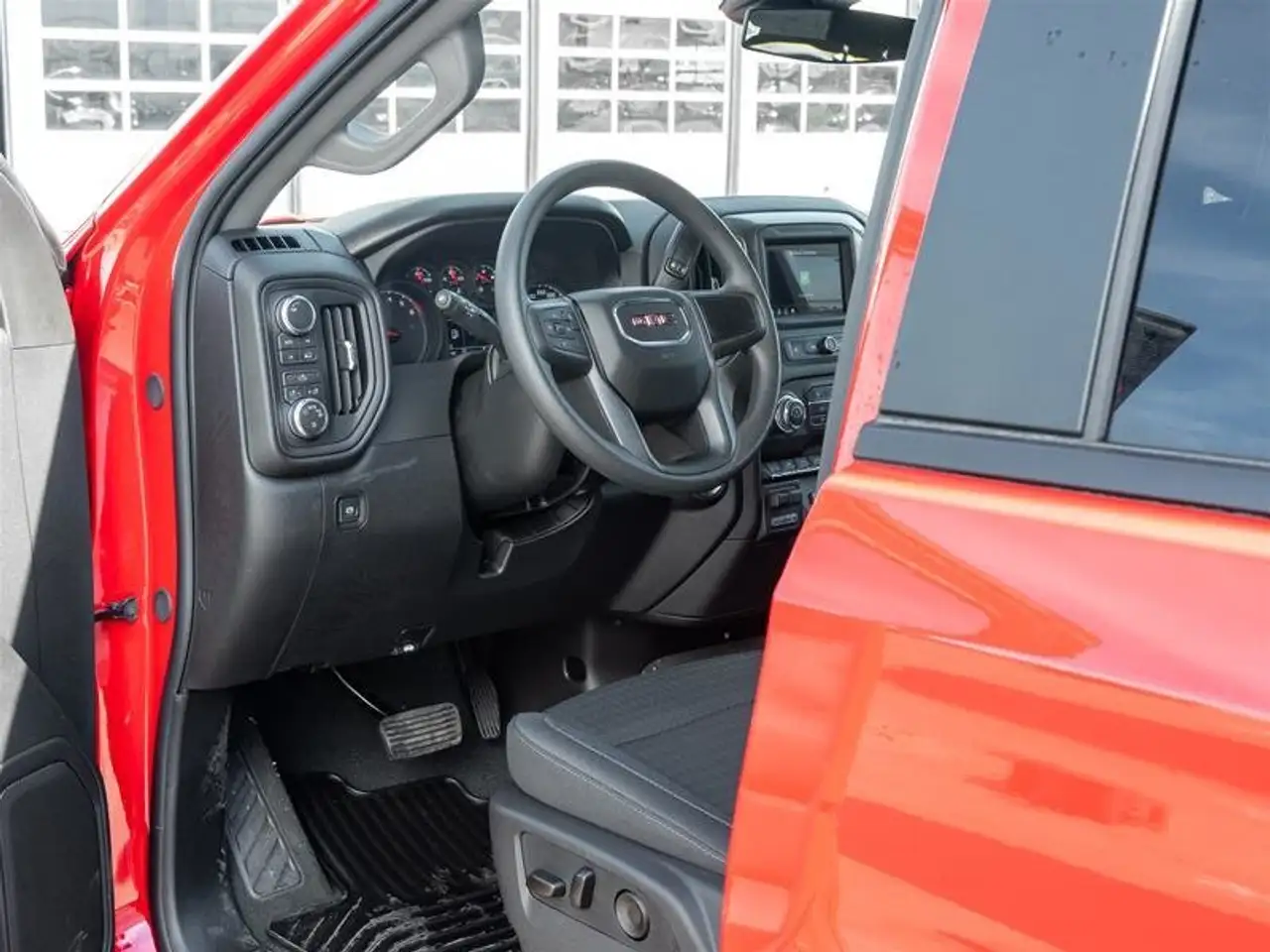 GMC Sierra 1500 снимка GMC Sierra 1500