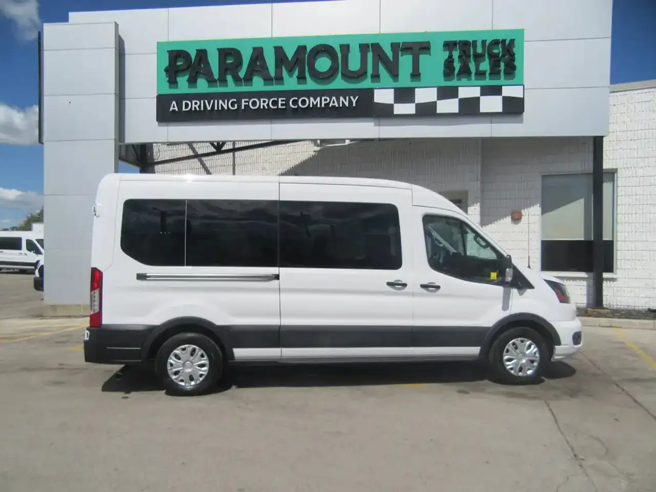 Ford Transit photo Ford Transit