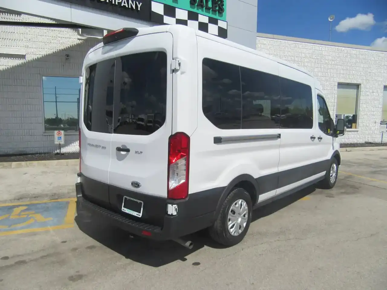 Ford Transit photo Ford Transit