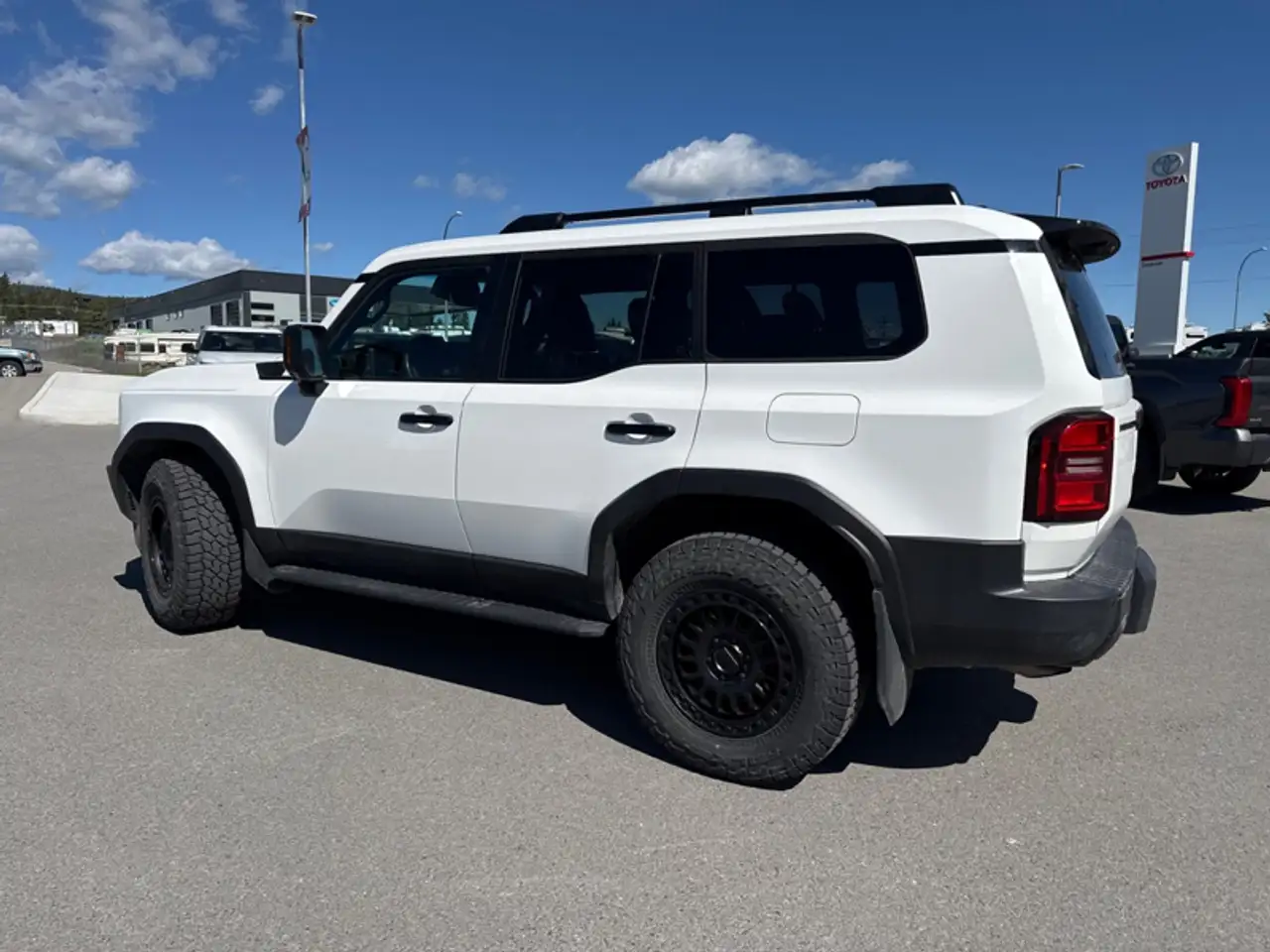 Toyota Land Cruiser снимка Toyota Land Cruiser