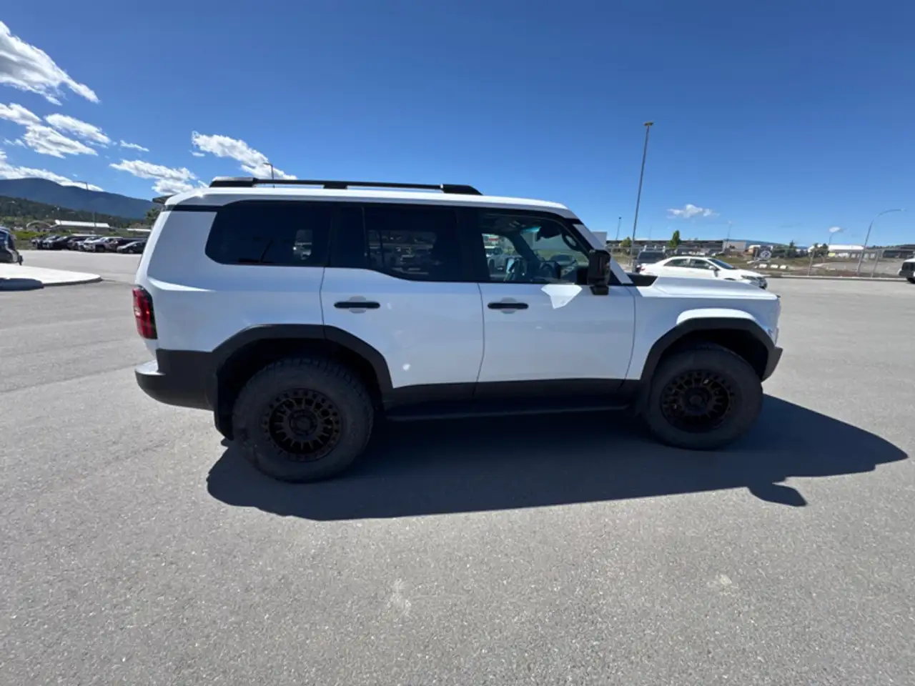 Toyota Land Cruiser снимка Toyota Land Cruiser