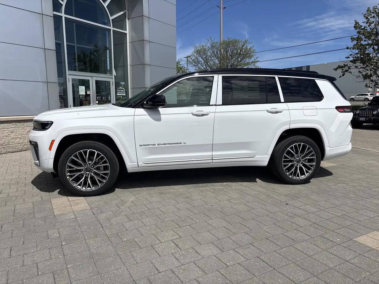 Jeep Grand Cherokee снимка Jeep Grand Cherokee