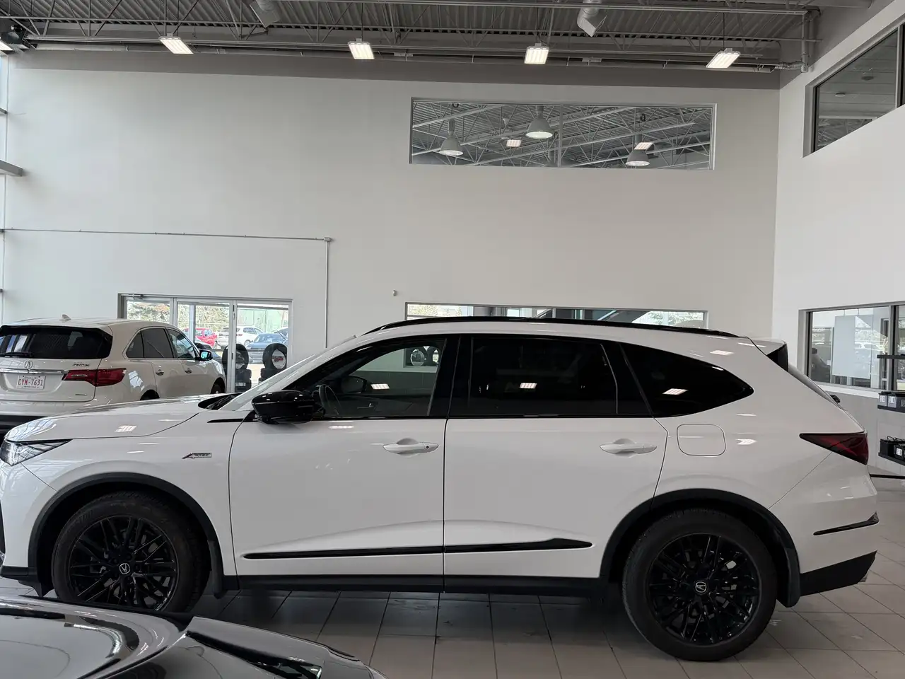 Acura MDX снимка Acura MDX