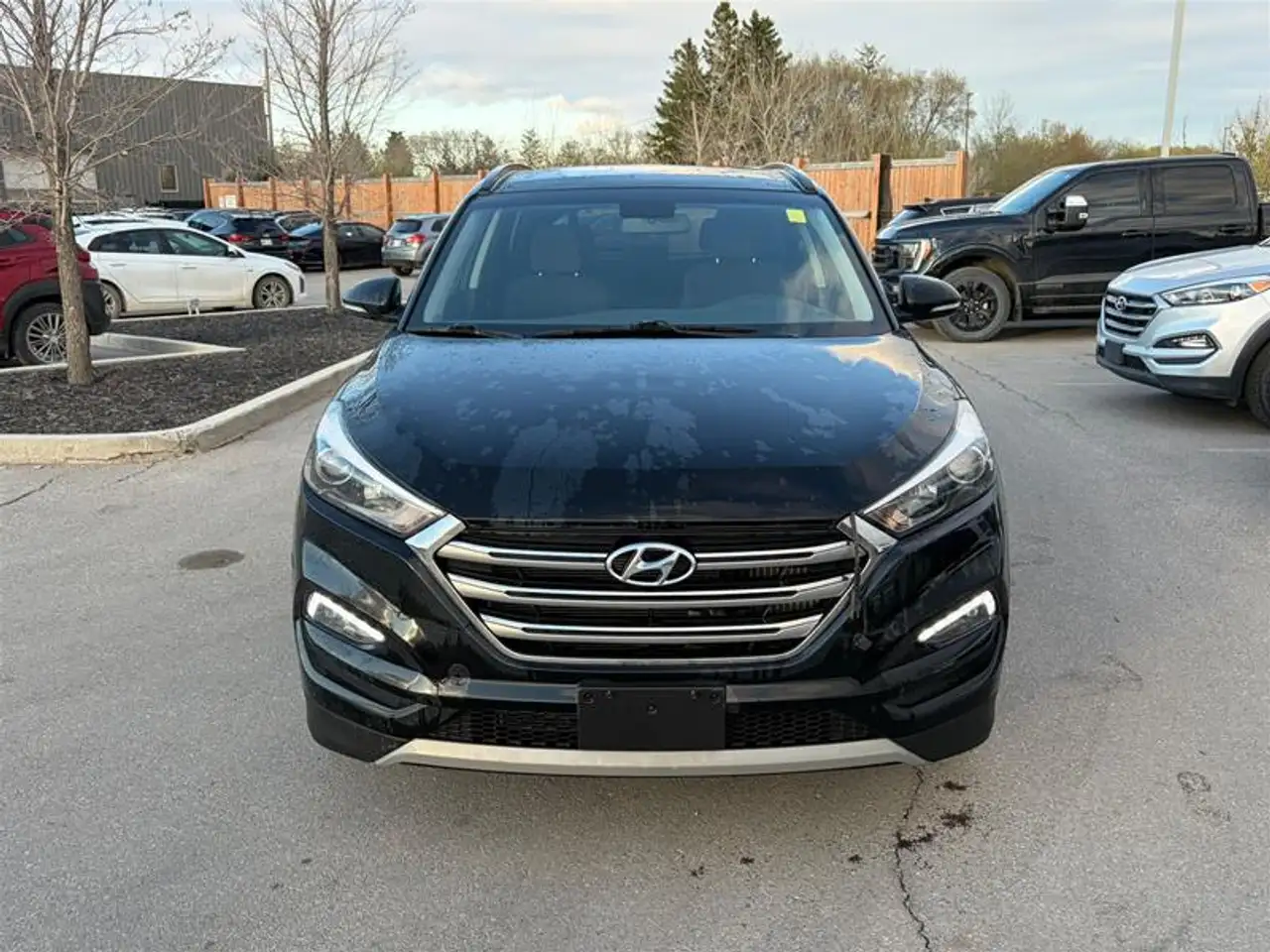 Hyundai TUCSON photo Hyundai TUCSON