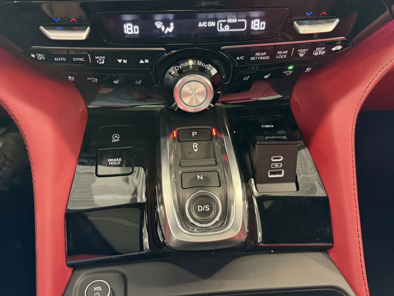Acura MDX снимка Acura MDX