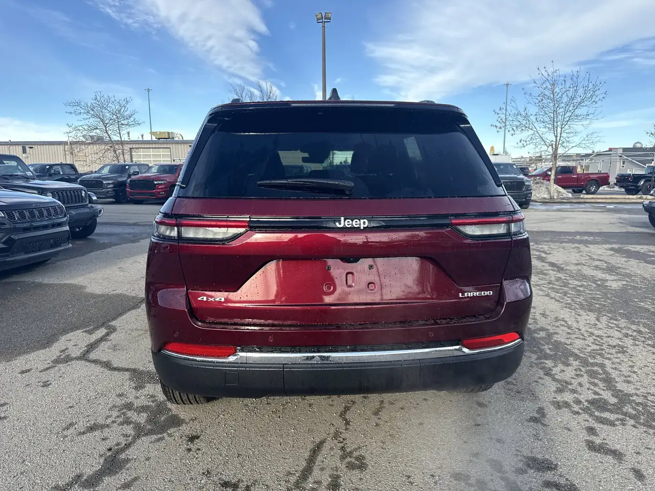 Jeep Grand Cherokee снимка Jeep Grand Cherokee