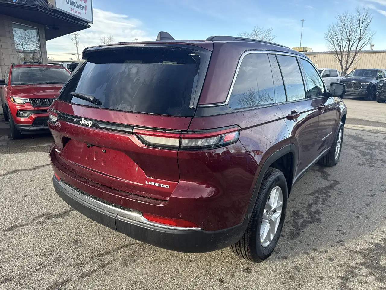 Jeep Grand Cherokee снимка Jeep Grand Cherokee