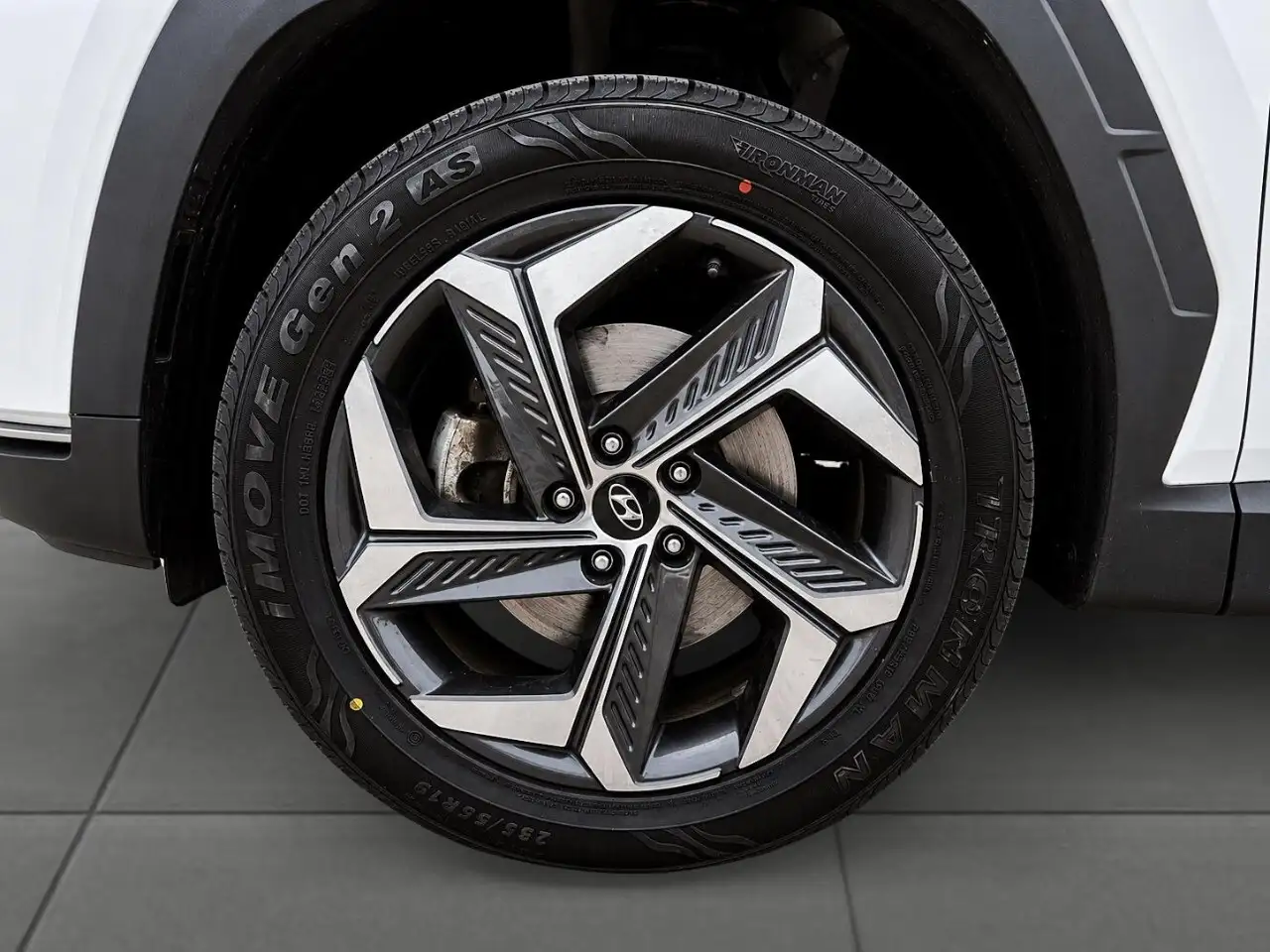 Hyundai TUCSON снимка Hyundai TUCSON