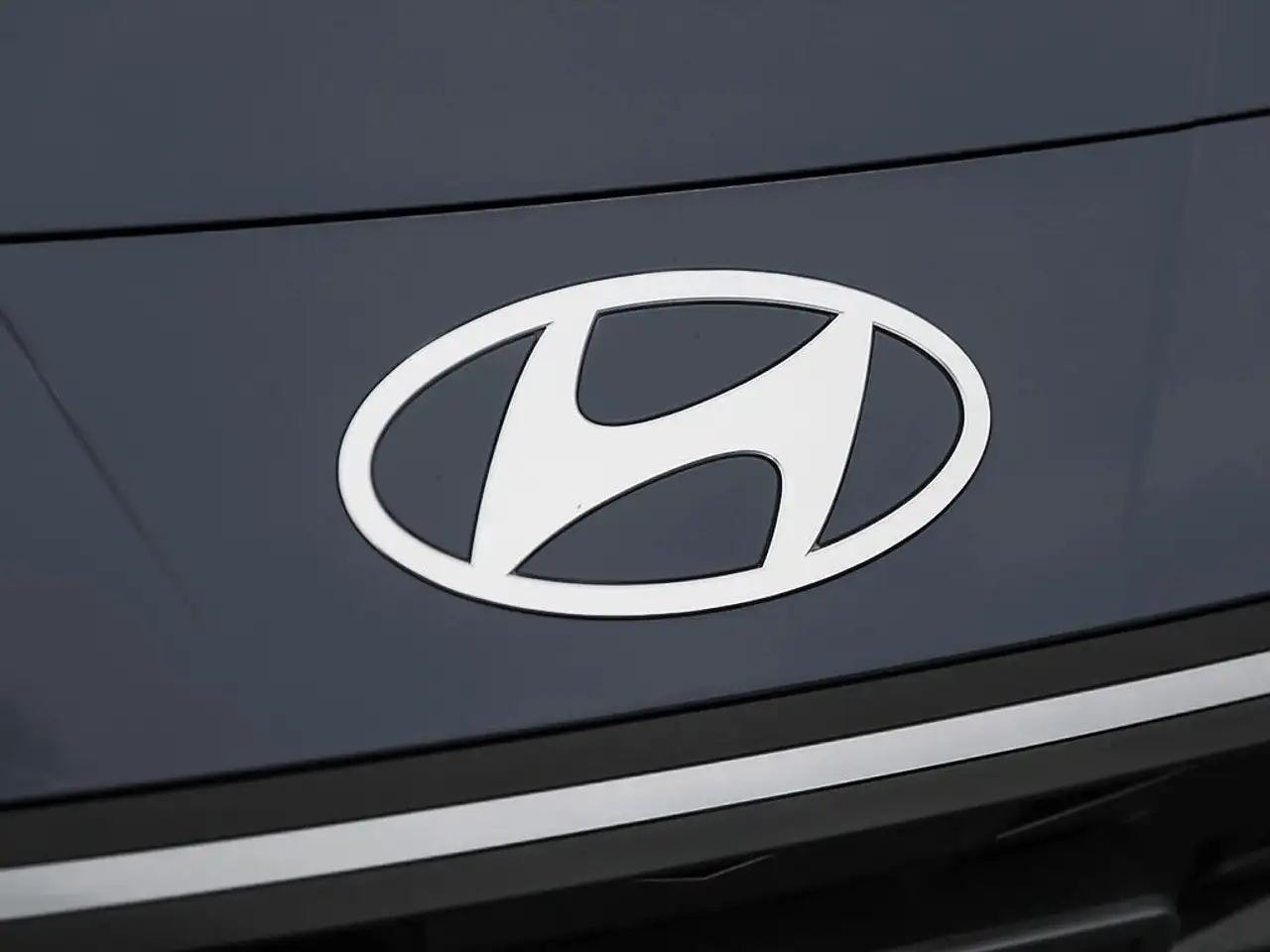 Hyundai ELANTRA photo Hyundai ELANTRA