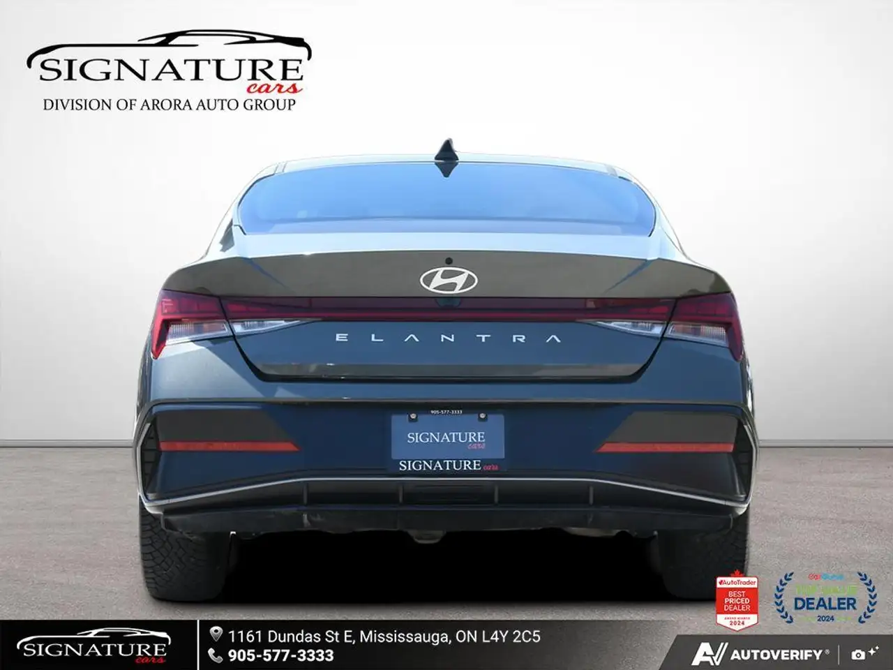 Hyundai ELANTRA fotografie Hyundai ELANTRA