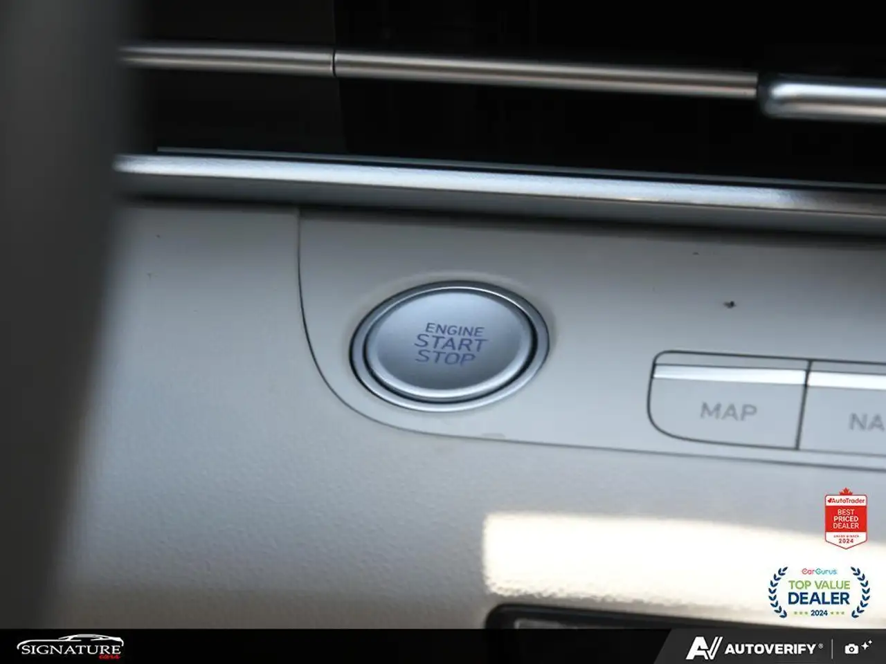 Hyundai ELANTRA fotografie Hyundai ELANTRA