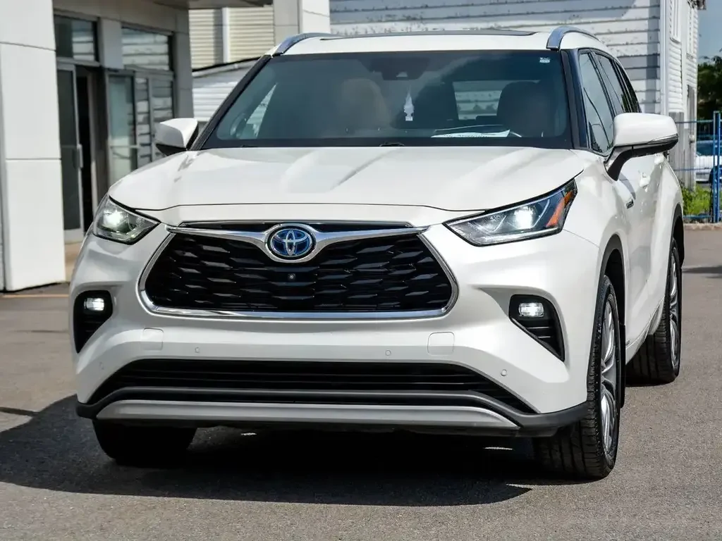 Toyota Highlander снимка Toyota Highlander
