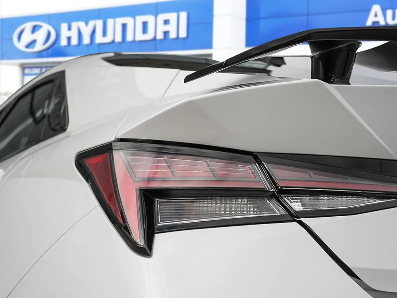 Hyundai ELANTRA снимка Hyundai ELANTRA