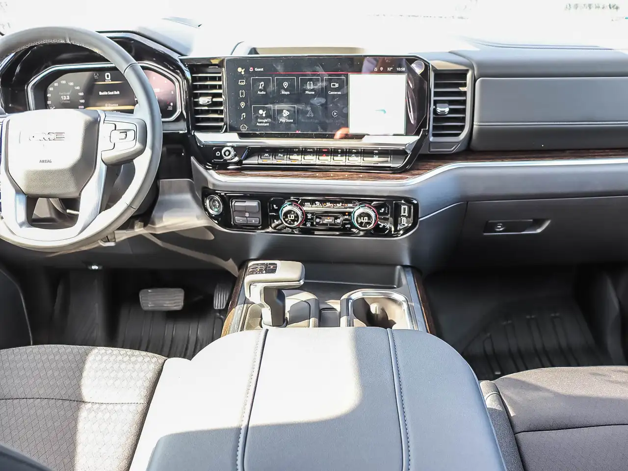 GMC Sierra 1500 снимка GMC Sierra 1500