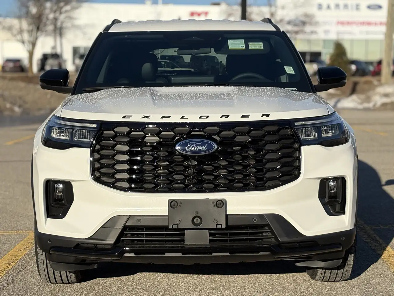 Ford Explorer снимка Ford Explorer