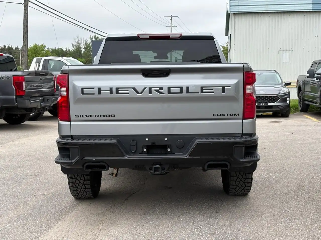 Chevrolet Silverado 1500 снимка Chevrolet Silverado 1500