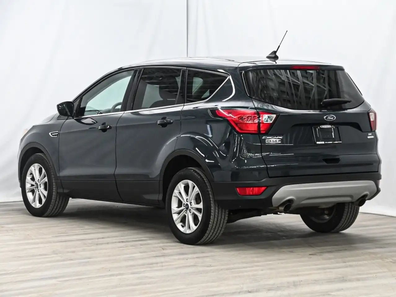 Ford Escape photo Ford Escape