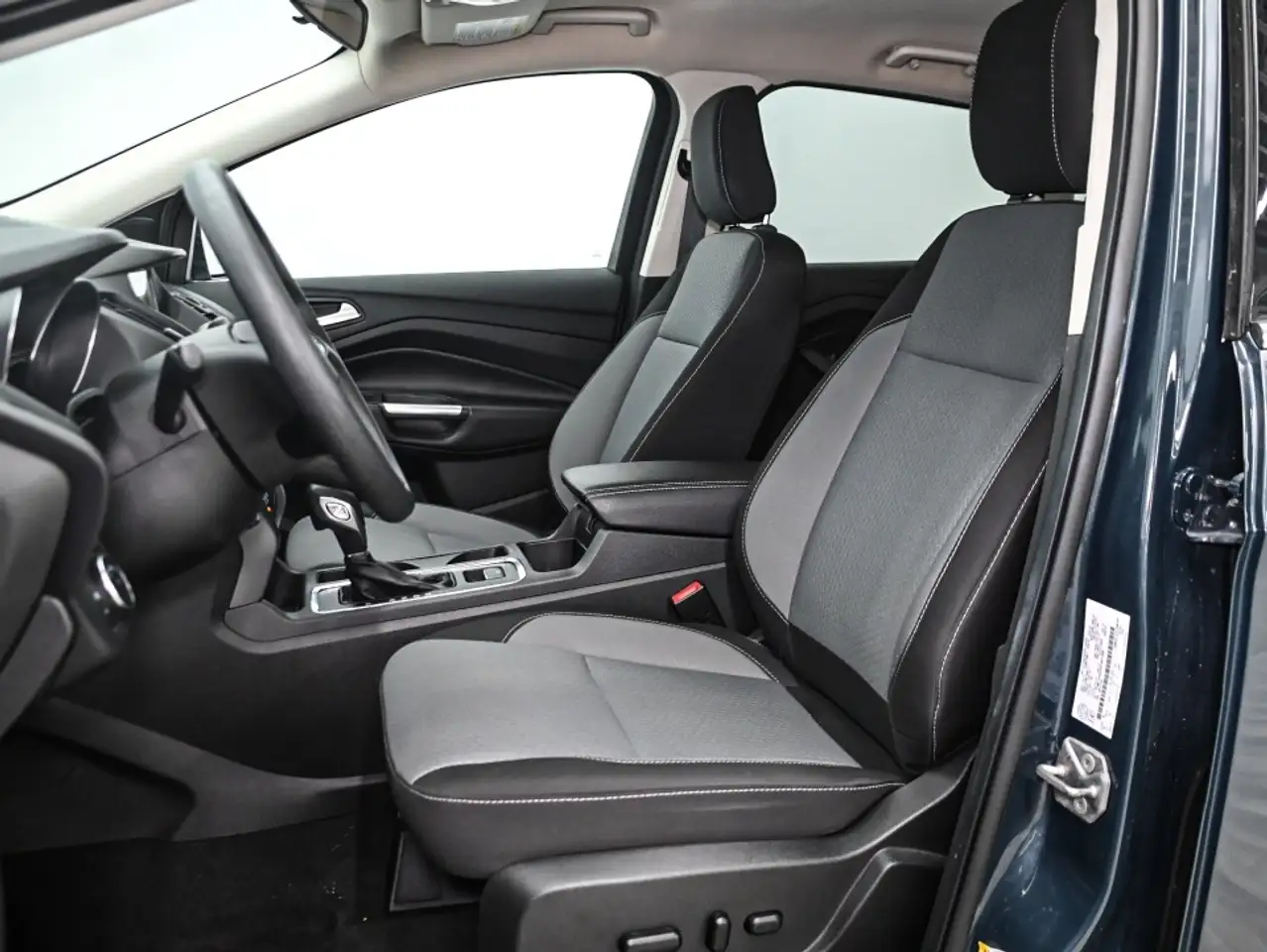 Ford Escape photo Ford Escape