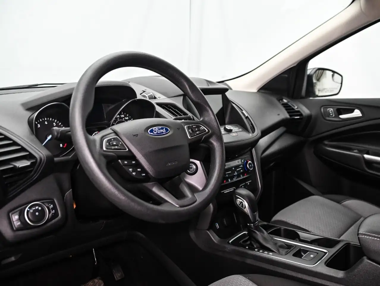 Ford Escape photo Ford Escape