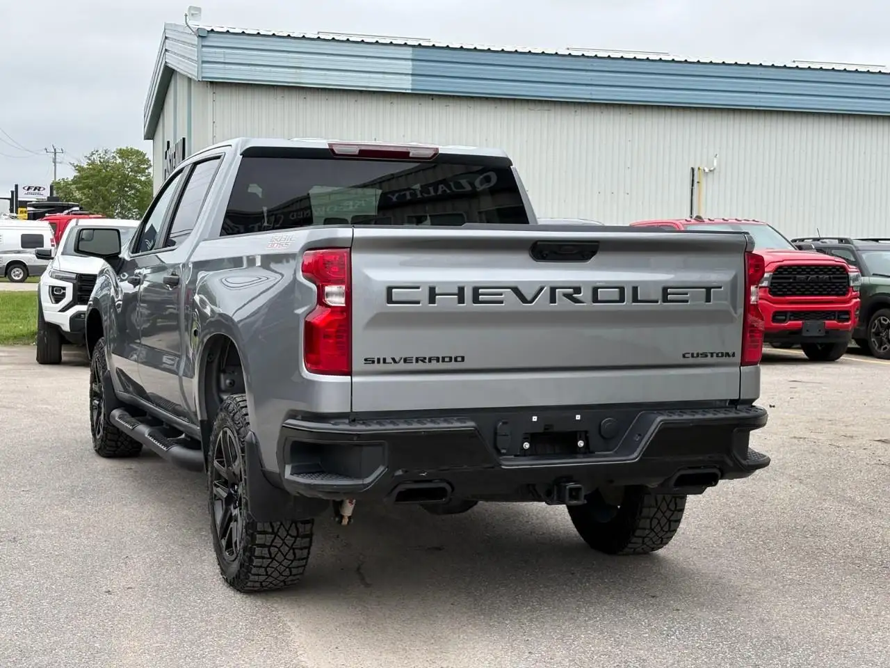 Chevrolet Silverado 1500 снимка Chevrolet Silverado 1500