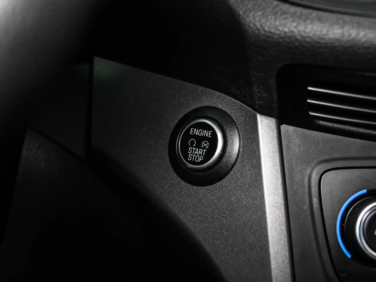 Ford Escape photo Ford Escape