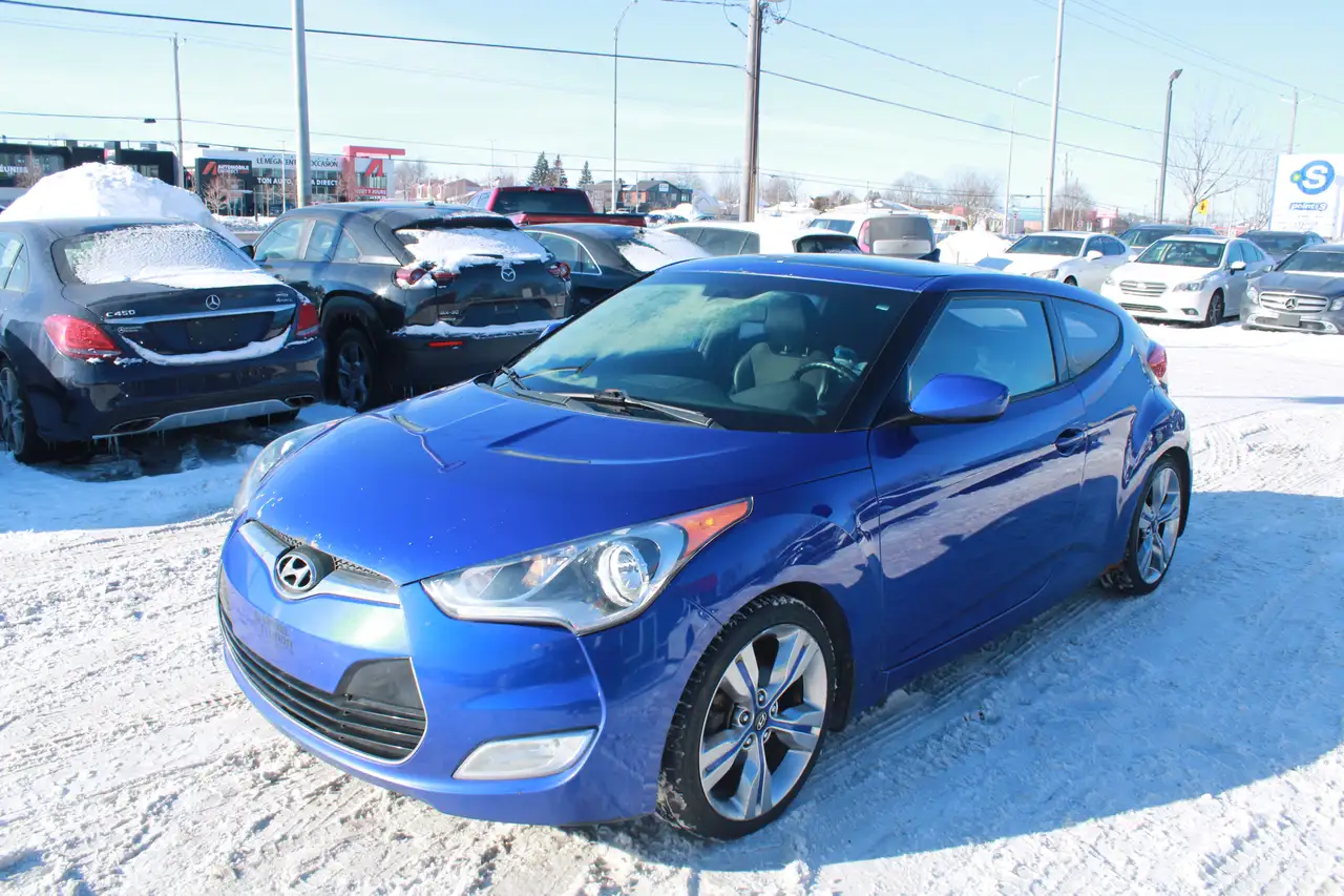 Hyundai VELOSTER photo Hyundai VELOSTER