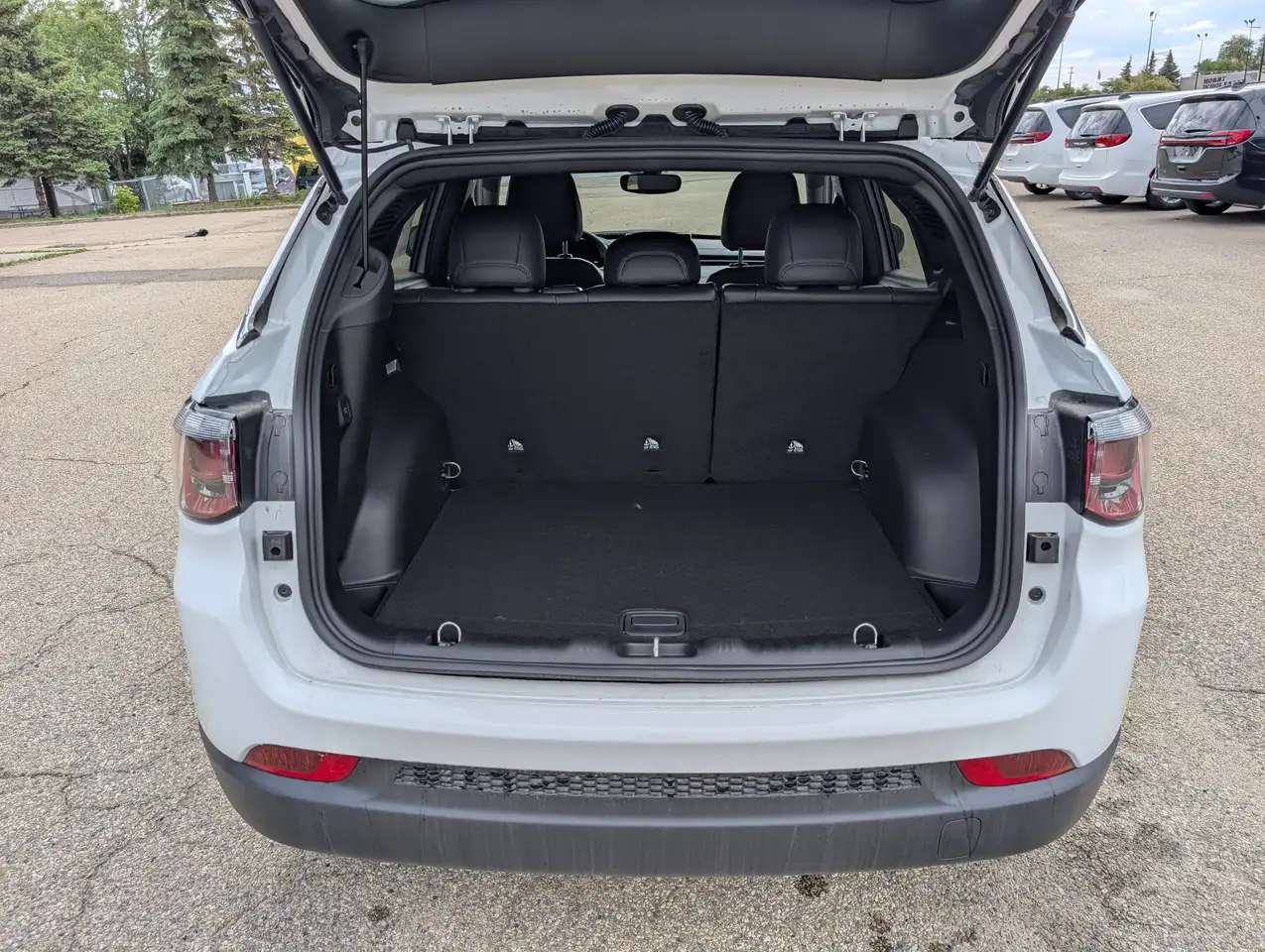 Jeep Compass снимка Jeep Compass