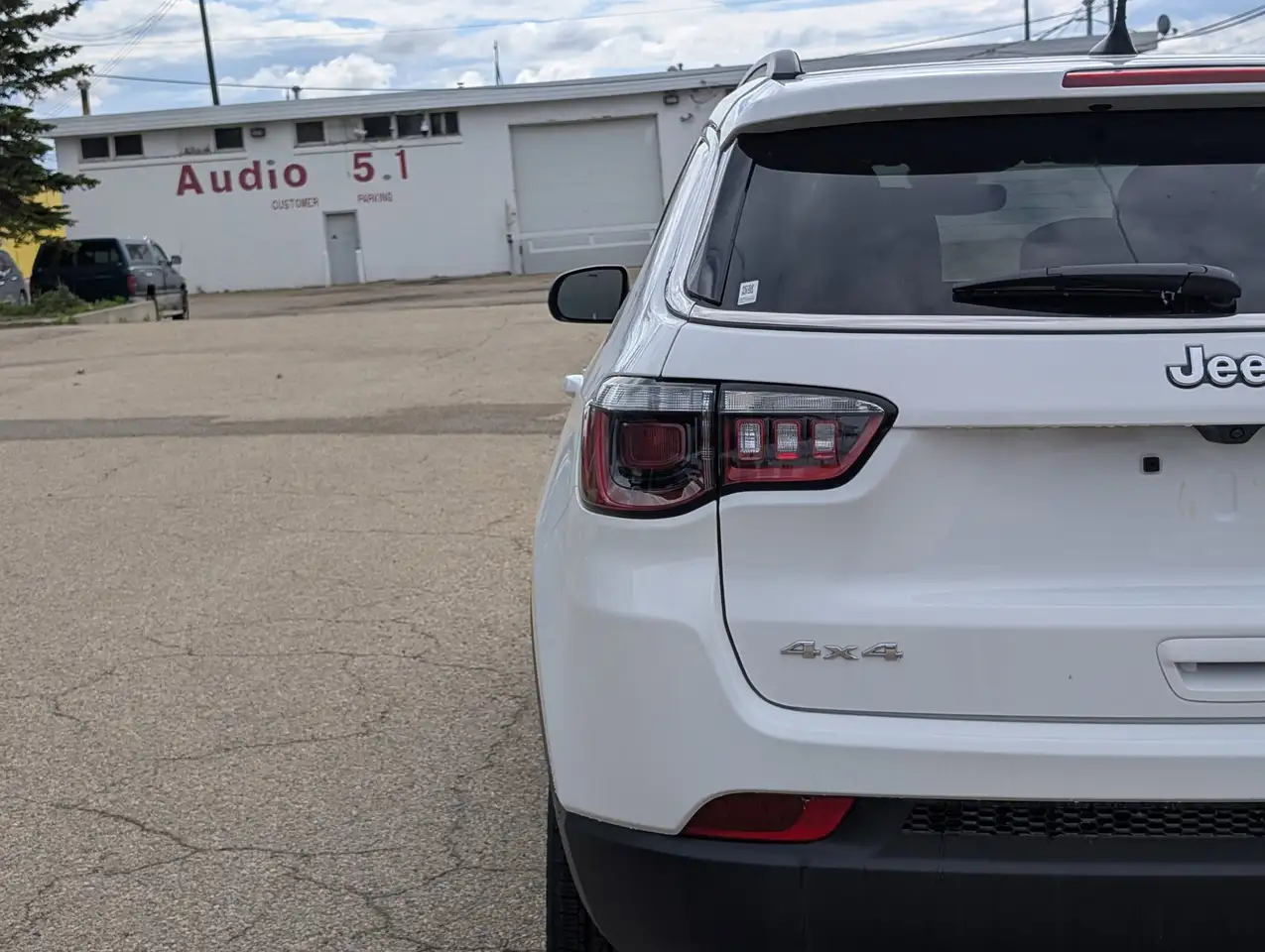 Jeep Compass снимка Jeep Compass
