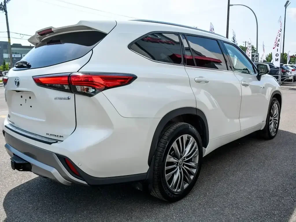 Toyota Highlander снимка Toyota Highlander