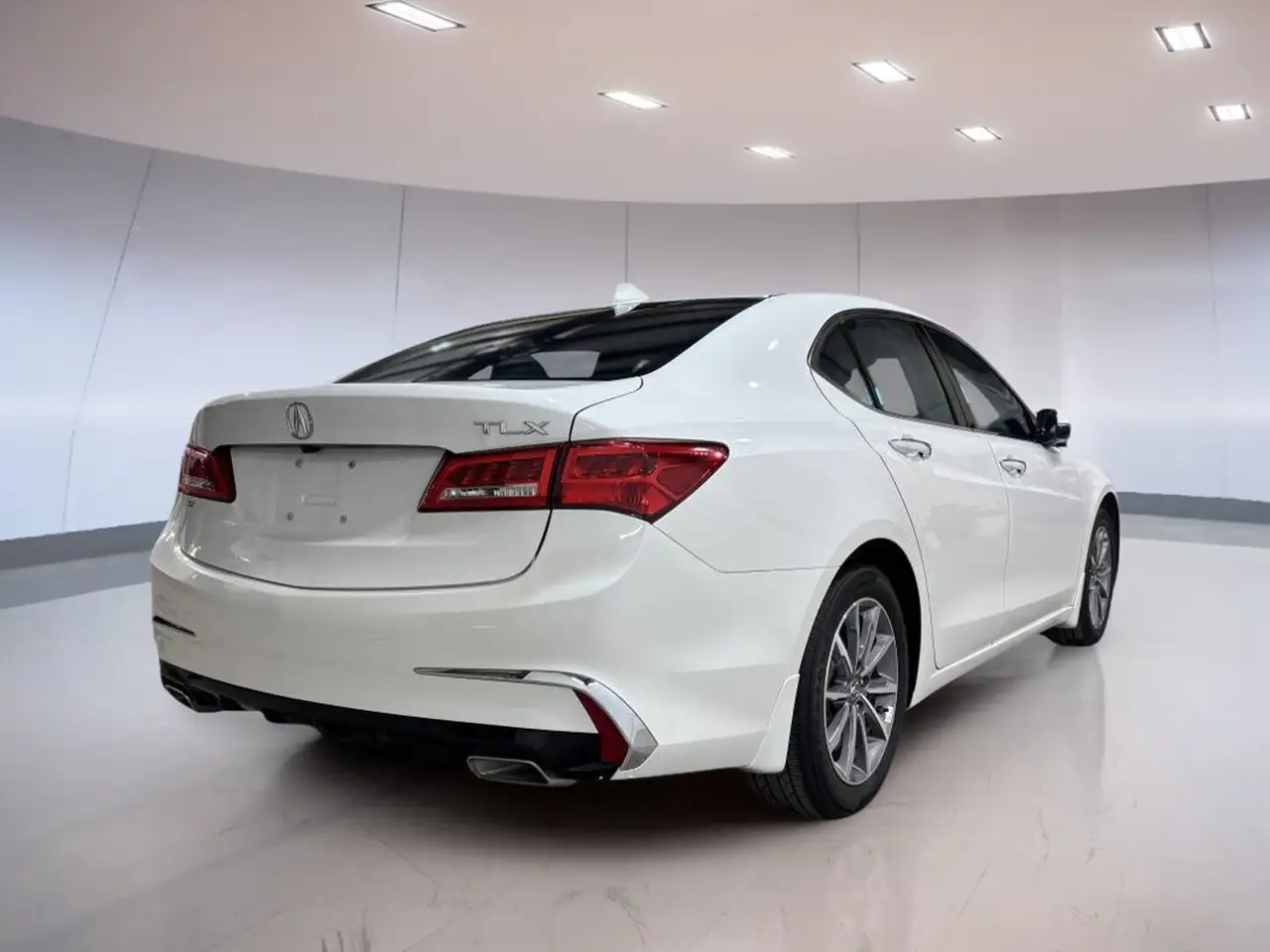 Acura TLX снимка Acura TLX