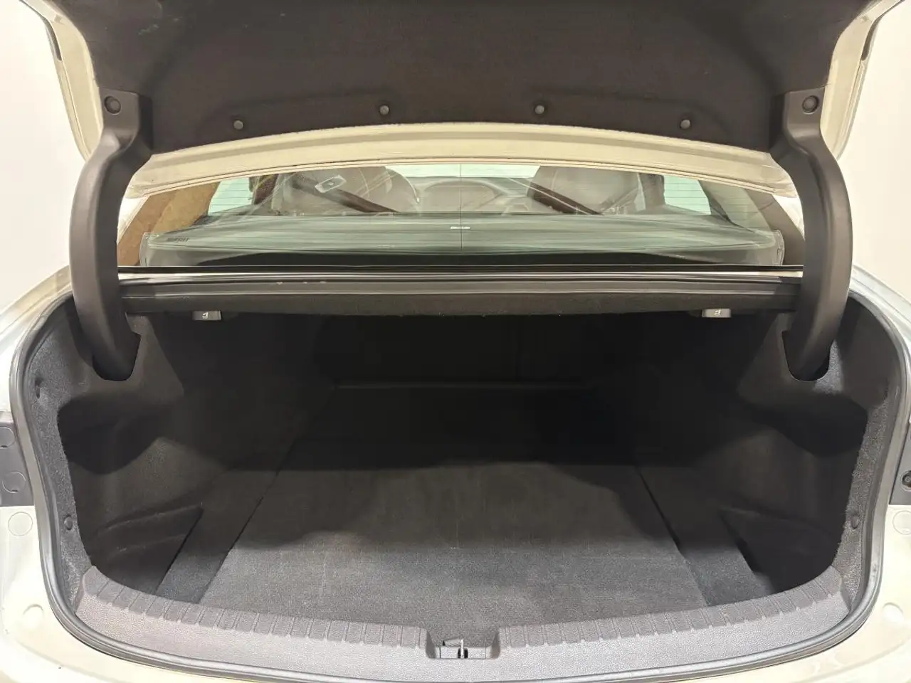 Acura TLX снимка Acura TLX