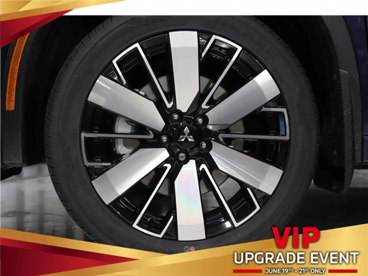 Mitsubishi Outlander снимка Mitsubishi Outlander