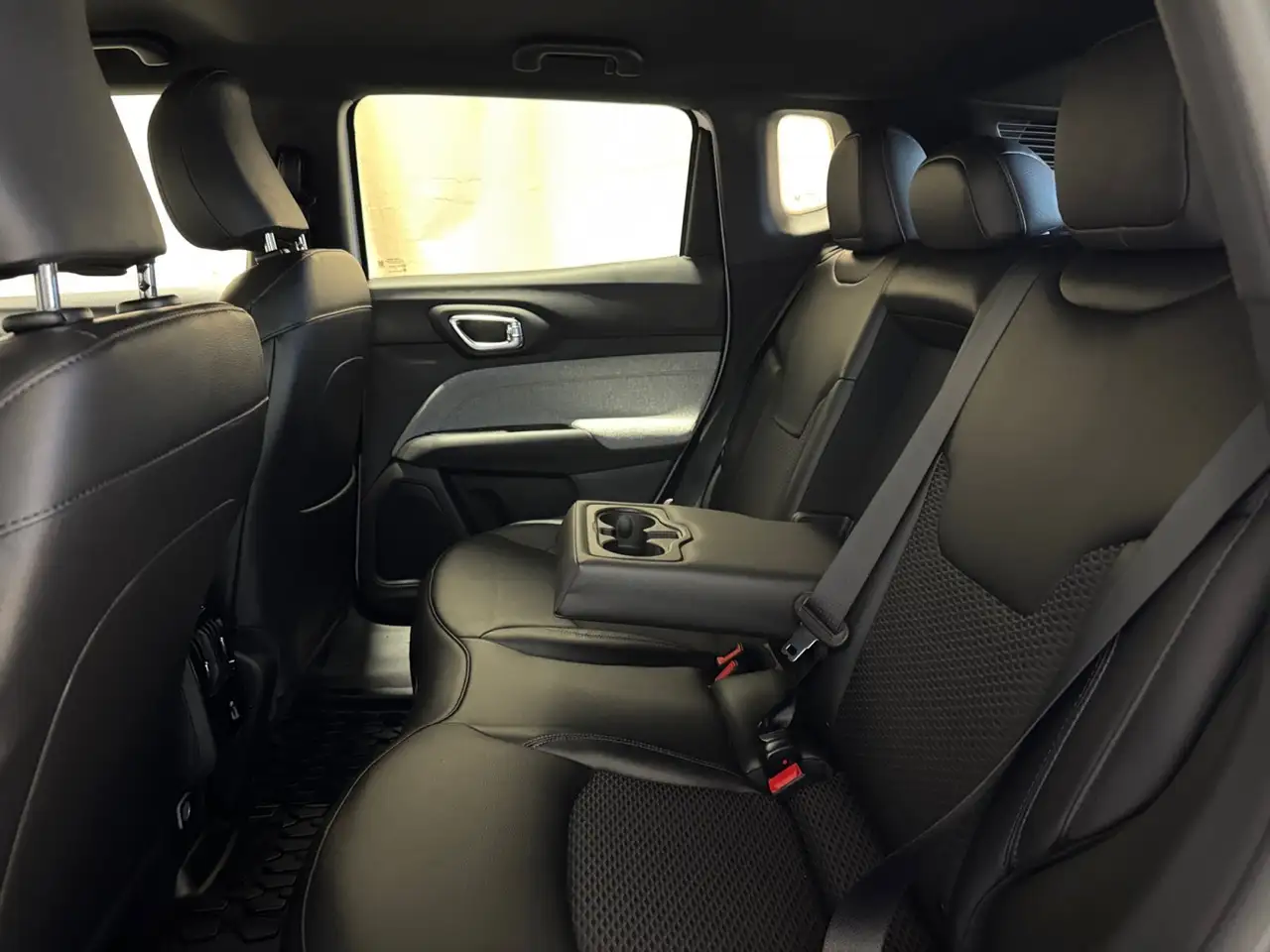 Jeep Compass photo Jeep Compass