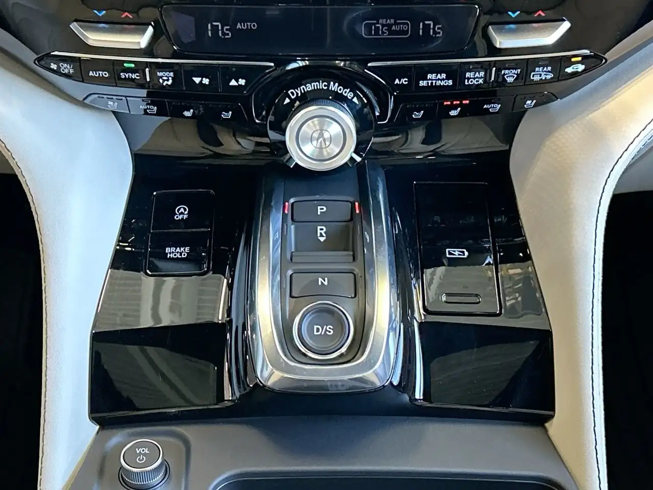 Acura MDX снимка Acura MDX