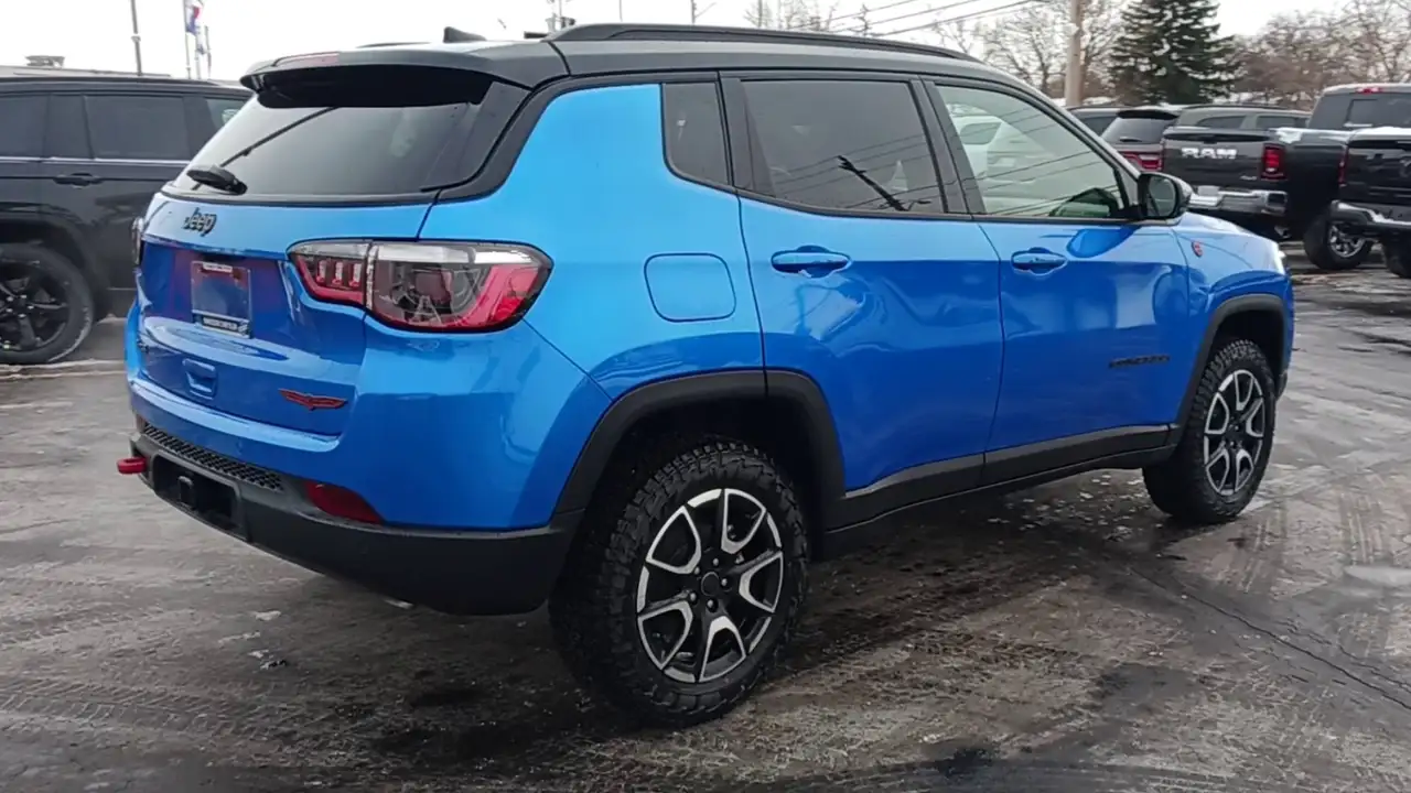 Jeep Compass photo Jeep Compass
