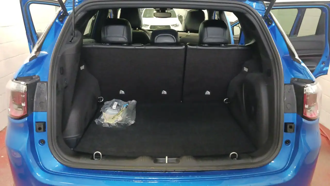 Jeep Compass photo Jeep Compass