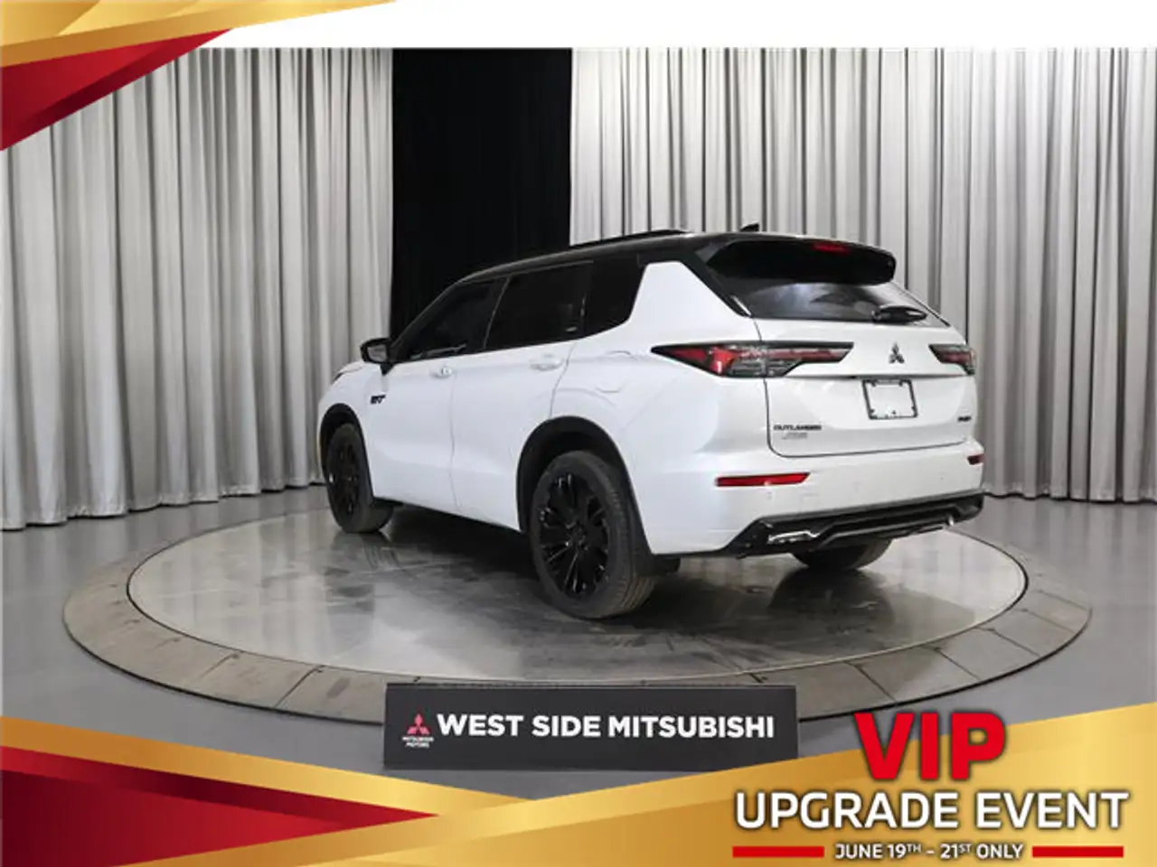 Mitsubishi Outlander снимка Mitsubishi Outlander