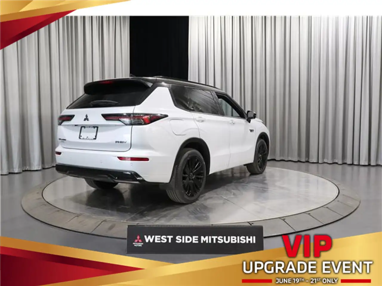 Mitsubishi Outlander снимка Mitsubishi Outlander