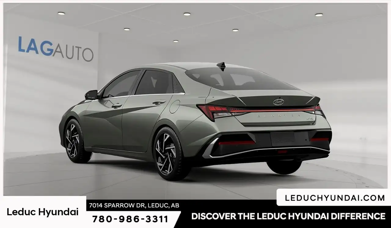 Hyundai ELANTRA photo Hyundai ELANTRA